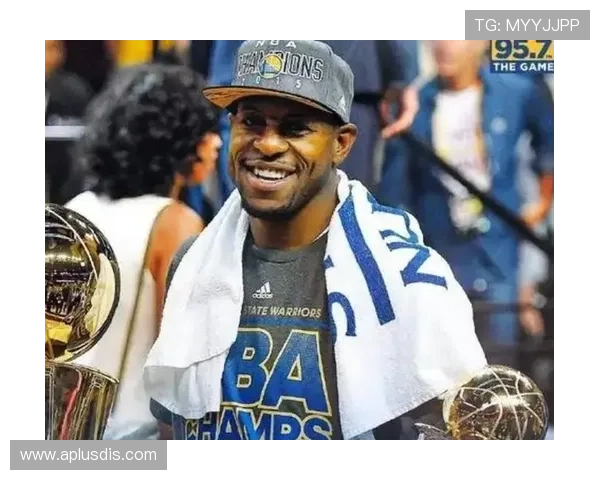低调观察NBA 透视赛事背后的故事与球员心态